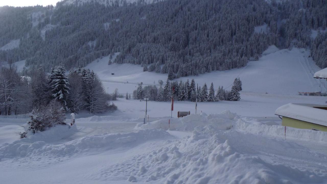 Haus Monika Apartamento Nesselwängle Exterior foto